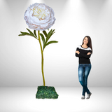 Rosa gigante de pie | Elegancia Atemporal para Eventos y Decoración" 